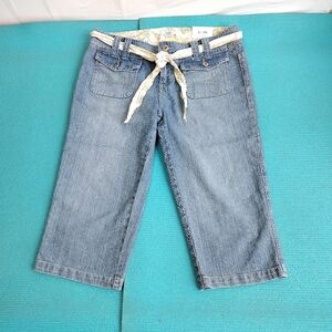 NWT SO Women's Low Rise Crop Jeans Size 11